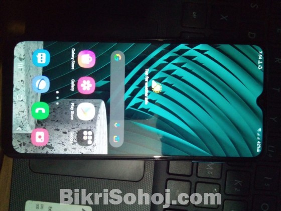 Samsung A12